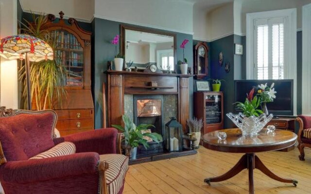 Avoca House