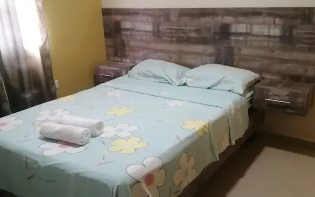San Roque Hostal