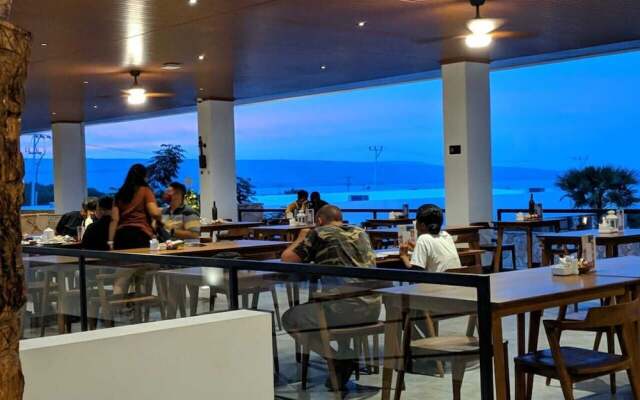 Kambaniru Beach Hotel & Resort