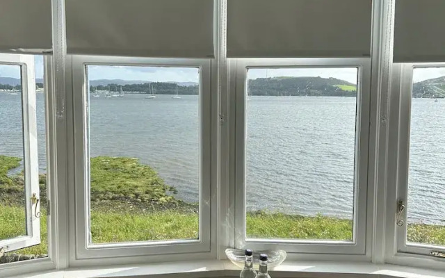 The Rhu Inn