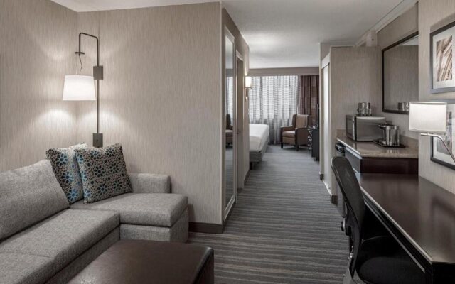 DoubleTree Suites by Hilton Hotel Minneapolis