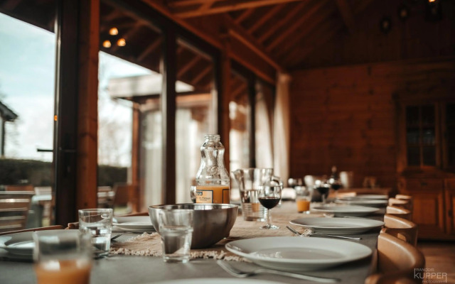 Le Héron 28pers, Malmedy- Home cinéma, balnéo, sauna, jardin