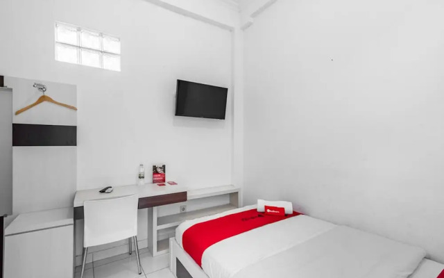 RedDoorz Syariah @ Wisma Arya 2