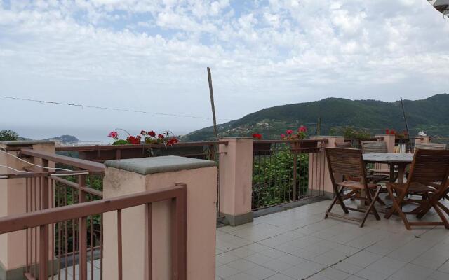 SESTRI Villa Vignolo with POOL