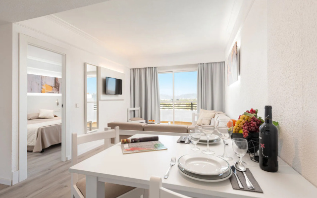 Alcudia Beach Apartments
