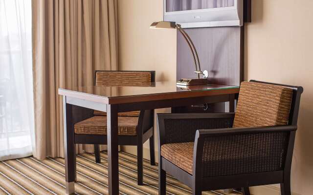 Maui Coast Hotel