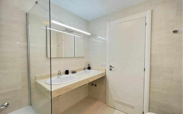 Modern and New 2 bed room Townhouse PA01