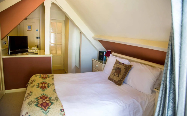 Orestone Manor Hotel