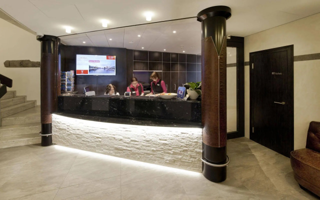 Alexander Guesthouse