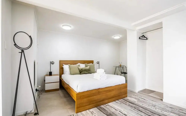 Stunning Studio In Grey Lynn!