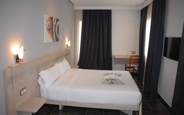 Hotel A44