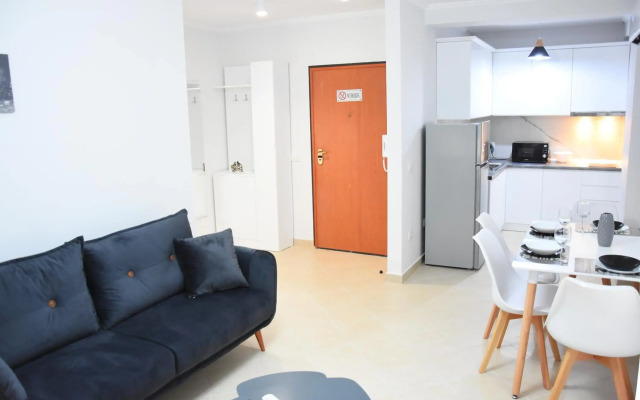 Click Apartments - Tirana