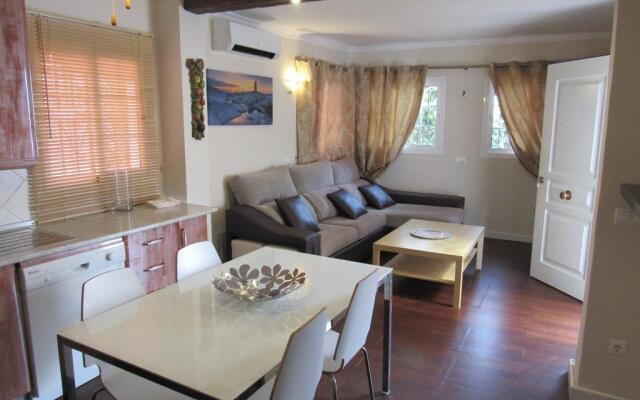 Hotel Los Arcos