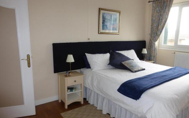 L'Hirondelle Chambres d'Hotes