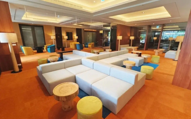Via Hotel Breeze