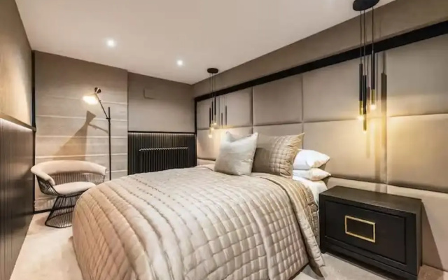 Near Transport - Fireplace - Wifi - Sleeps 2