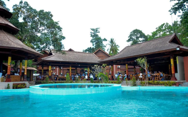 Caspla beach hotel resto and bar