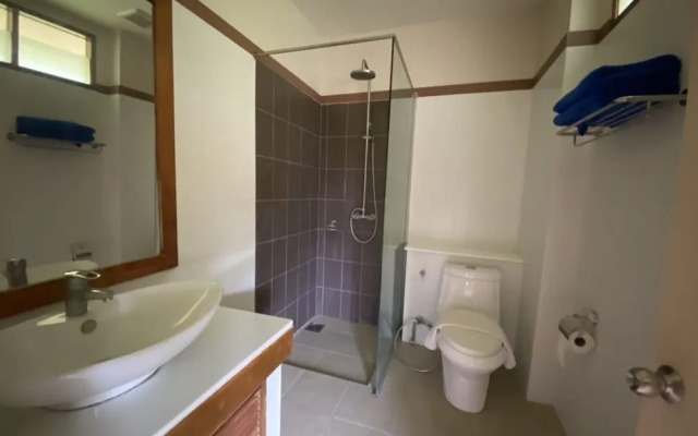 Chaithalay Khanom Resort