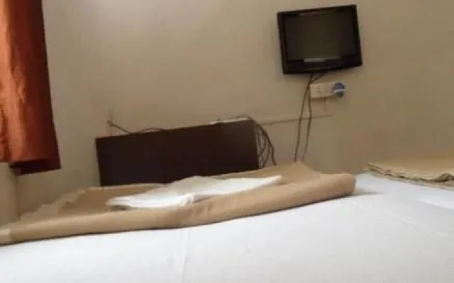 Pacific Suites Hotel