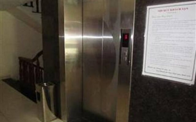 Hoang Tay 2 Hotel by Bay Luxury