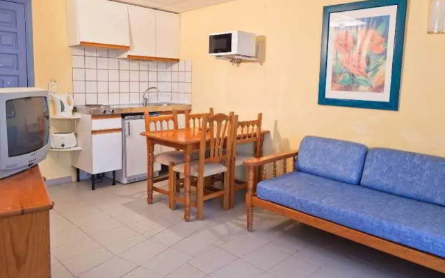 Coral Star Apartments