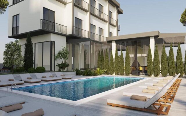 Roseira Mar-Inn Luxury