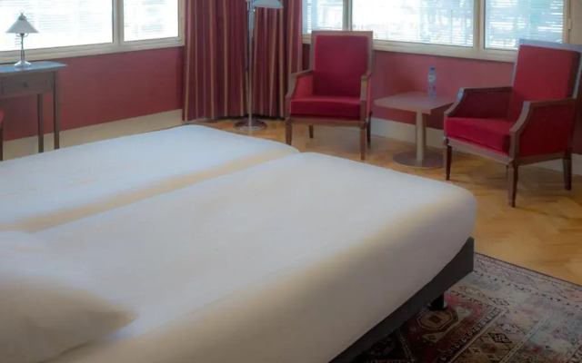 Hotel Konbanwa
