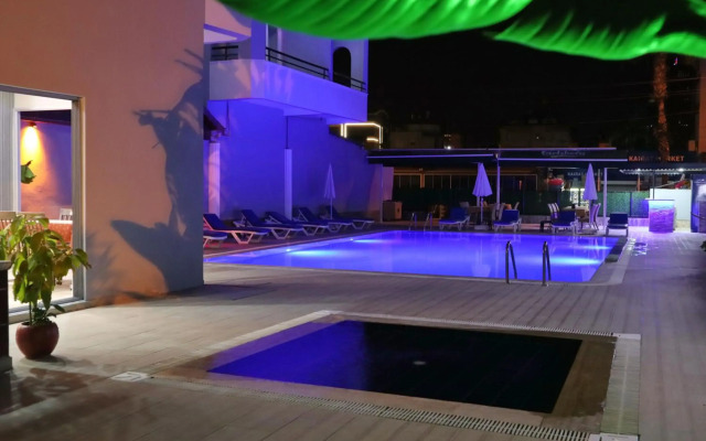 Kleopatra Smile Hotel