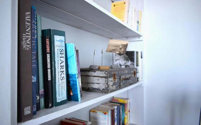 Seascape Retreat with Parking