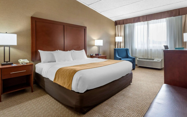 Comfort Inn Lancaster County North