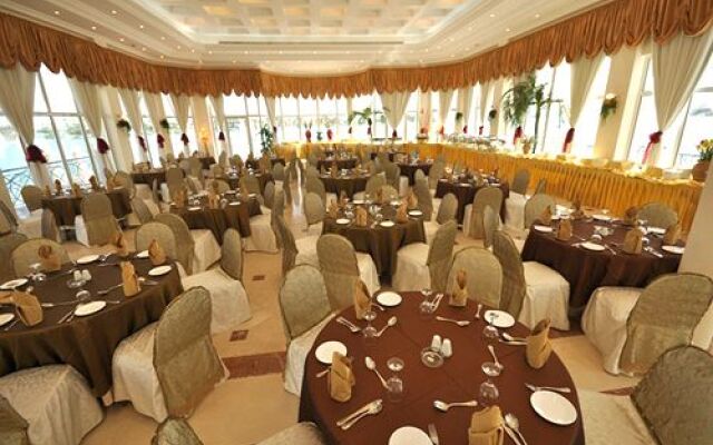 Durrah Beach Resort