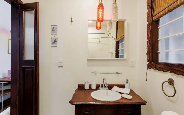 Majestic 1BR With Comfy Deco in Condesa