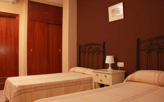 Hostal Tilos