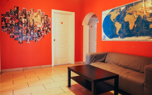 Deeps Hostel