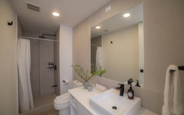 BEE Suites San Jose - Escalante