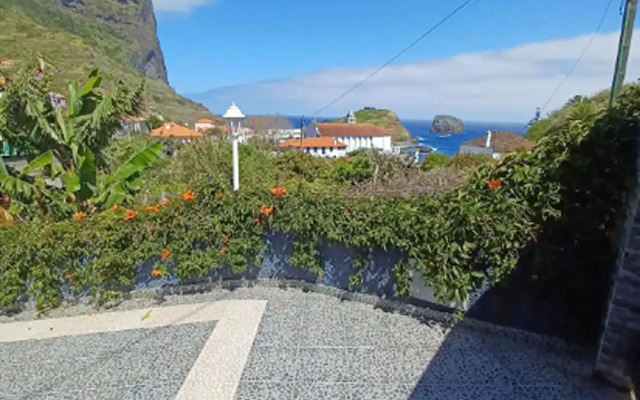 Villa With sea Views in Porto da Cruz