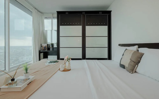 Spacious 2Br Near Mall At Grand Kamala Lagoon Apartment – Guest Rooms – Bekasi