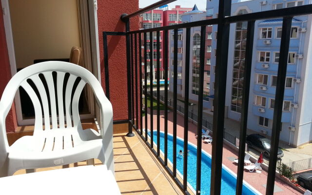 Menada Sunset Beach 4 Apartments