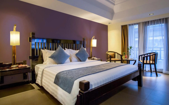 Treasure Oasis Hotel