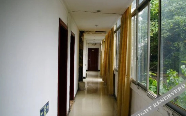 Yusheng Hotel