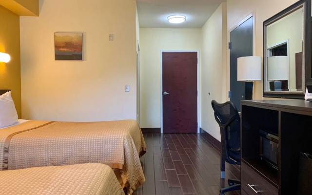 Executive Inn And Suites