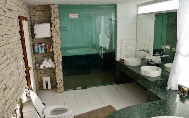 The Beach Palace 2BR Luxury Beachfront