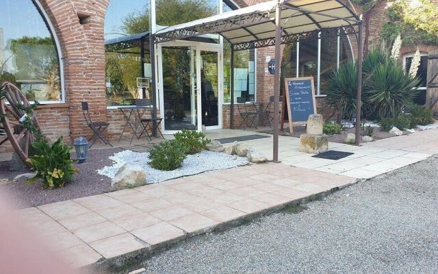 L'Alcove Hotel Restaurant