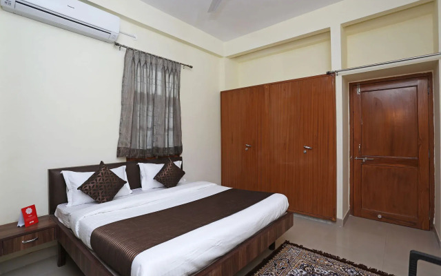 Urvi Apartments by OYO Rooms