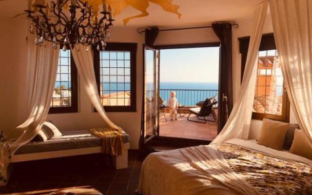 Ashram Villa Sunshine