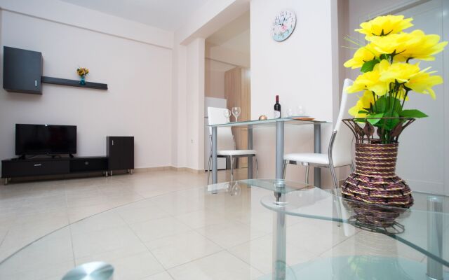 Naiades Luxury Apartments