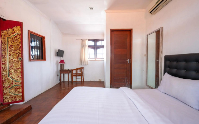 OYO 4003 Ceria Guesthouse SeminyakNearSeminyak Beach