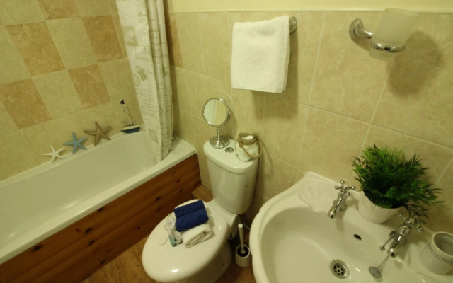 Roomtel Riverside Suites