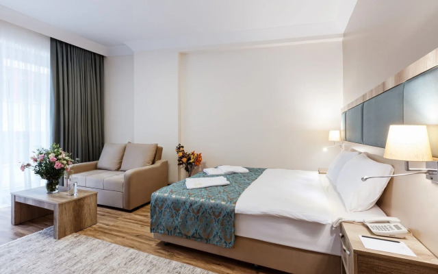 Mari Suites Hotel
