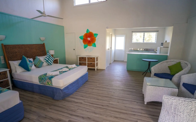 The Black Pearl Beach Side Apartments